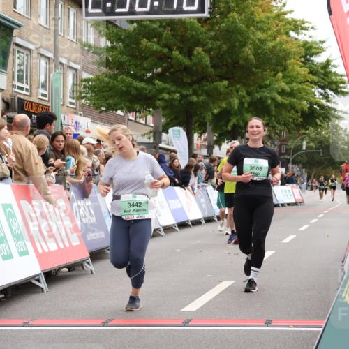 21.09.2025 - PSD Bank Halbmarathon Strokosch-Dieckow http://msf.ph/oto/8935362 21.09.2025 12:35:34 Ziel 1278, 2524, 3322, 3442, 3508 meine-sportfotos.de