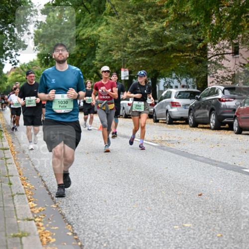 21.09.2025 - PSD Bank Halbmarathon Dr. Thomas Lammeyer http://msf.ph/oto/8935373 21.09.2025 10:58:26 Laufen 3561, 1030, 3762, 14915 meine-sportfotos.de