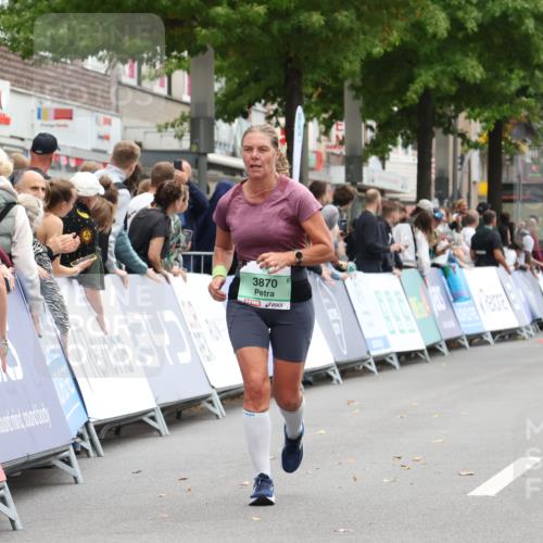 21.09.2025 - PSD Bank Halbmarathon Strokosch-Dieckow http://msf.ph/oto/8935469 21.09.2025 12:36:30 Ziel 3870 meine-sportfotos.de
