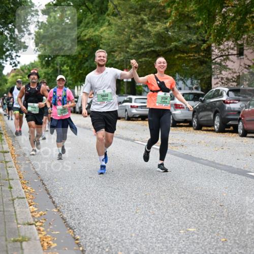 21.09.2025 - PSD Bank Halbmarathon Dr. Thomas Lammeyer http://msf.ph/oto/8935556 21.09.2025 10:58:50 Laufen 3880, 3602, 3724, 4915 meine-sportfotos.de