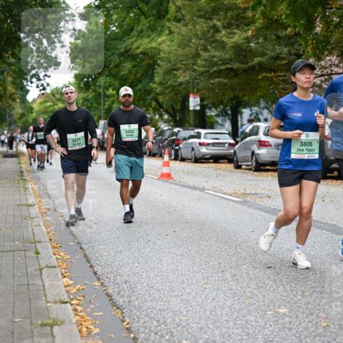 21.09.2025 - PSD Bank Halbmarathon Dr. Thomas Lammeyer http://msf.ph/oto/8935711 21.09.2025 10:59:22 Laufen 3271, 3322, 3806, 3825 meine-sportfotos.de