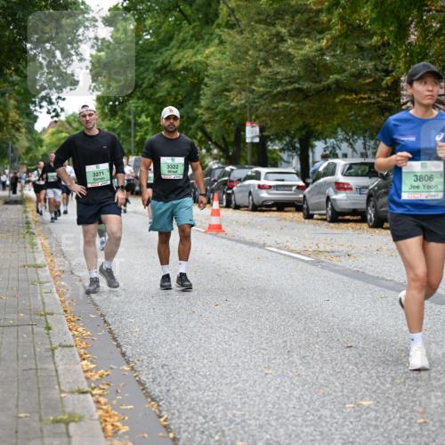 21.09.2025 - PSD Bank Halbmarathon Dr. Thomas Lammeyer http://msf.ph/oto/8935713 21.09.2025 10:59:22 Laufen 3271, 3322, 3806, 3825 meine-sportfotos.de