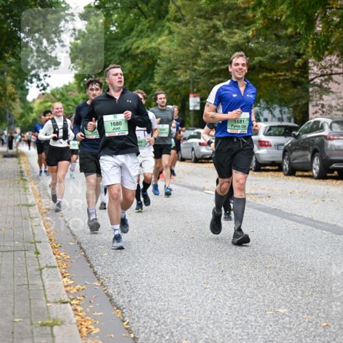 21.09.2025 - PSD Bank Halbmarathon Dr. Thomas Lammeyer http://msf.ph/oto/8935752 21.09.2025 10:59:33 Laufen 1680, 1681 meine-sportfotos.de