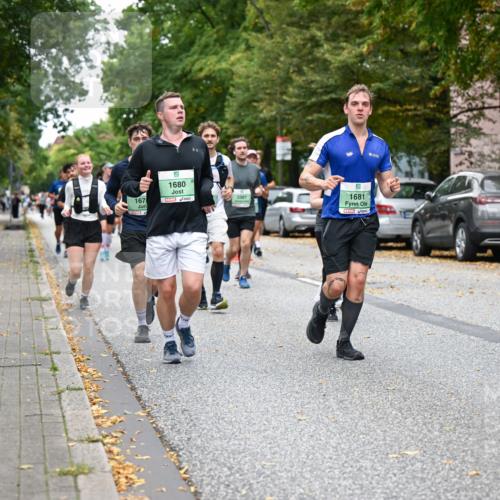 21.09.2025 - PSD Bank Halbmarathon Dr. Thomas Lammeyer http://msf.ph/oto/8935753 21.09.2025 10:59:33 Laufen 1680, 167, 3387, 1681 meine-sportfotos.de