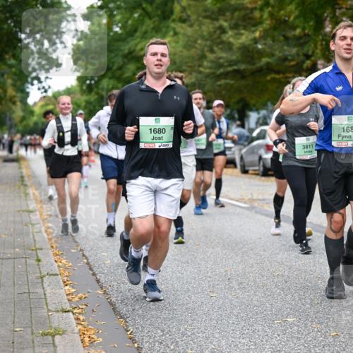21.09.2025 - PSD Bank Halbmarathon Dr. Thomas Lammeyer http://msf.ph/oto/8935762 21.09.2025 10:59:34 Laufen 1680, 3811, 1681 meine-sportfotos.de