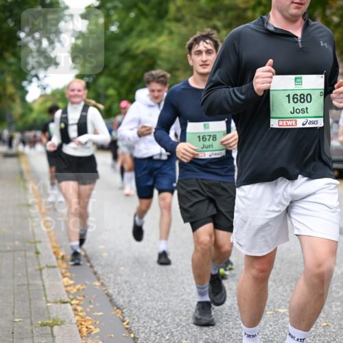 21.09.2025 - PSD Bank Halbmarathon Dr. Thomas Lammeyer http://msf.ph/oto/8935770 21.09.2025 10:59:35 Laufen 1678, 1680, 1305, 3811 meine-sportfotos.de