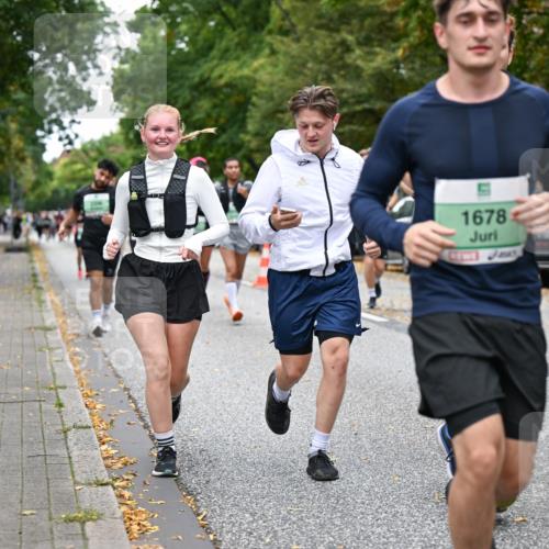 21.09.2025 - PSD Bank Halbmarathon Dr. Thomas Lammeyer http://msf.ph/oto/8935775 21.09.2025 10:59:36 Laufen 1678, 1385 meine-sportfotos.de