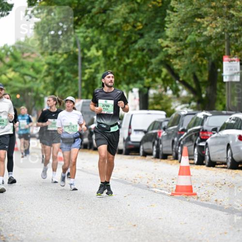 21.09.2025 - PSD Bank Halbmarathon Dr. Thomas Lammeyer http://msf.ph/oto/8936009 21.09.2025 11:00:33 Laufen 3797, 3673, 348, 3723, 3799 meine-sportfotos.de