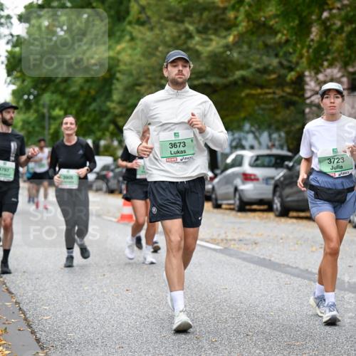 21.09.2025 - PSD Bank Halbmarathon Dr. Thomas Lammeyer http://msf.ph/oto/8936054 21.09.2025 11:00:42 Laufen 3797, 3905, 3673, 3723 meine-sportfotos.de