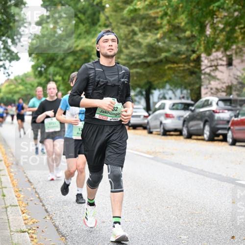21.09.2025 - PSD Bank Halbmarathon Dr. Thomas Lammeyer http://msf.ph/oto/8936085 21.09.2025 11:00:47 Laufen 3721, 12, 62, 76 meine-sportfotos.de