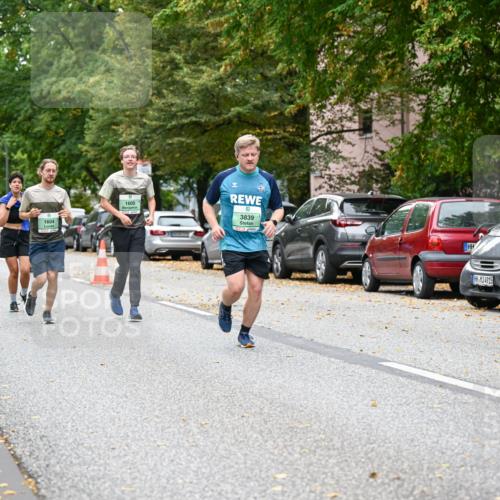 21.09.2025 - PSD Bank Halbmarathon Dr. Thomas Lammeyer http://msf.ph/oto/8936114 21.09.2025 11:00:53 Laufen 1604, 1605, 3839, 4915 meine-sportfotos.de