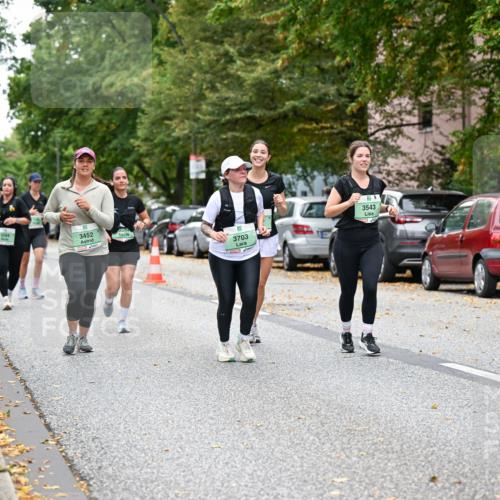 21.09.2025 - PSD Bank Halbmarathon Dr. Thomas Lammeyer http://msf.ph/oto/8936187 21.09.2025 11:01:11 Laufen 3564, 3452, 3703, 3543, 49151 meine-sportfotos.de