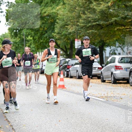 21.09.2025 - PSD Bank Halbmarathon Dr. Thomas Lammeyer http://msf.ph/oto/8936245 21.09.2025 11:01:23 Laufen 3658, 3317, 3404 meine-sportfotos.de