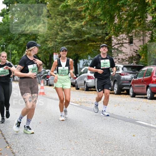 21.09.2025 - PSD Bank Halbmarathon Dr. Thomas Lammeyer http://msf.ph/oto/8936259 21.09.2025 11:01:25 Laufen 1156, 9, 3658, 3317, 3404, 4915 meine-sportfotos.de