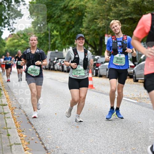 21.09.2025 - PSD Bank Halbmarathon Dr. Thomas Lammeyer http://msf.ph/oto/8936447 21.09.2025 11:02:08 Laufen 3502, 3691, 3705, 3684 meine-sportfotos.de