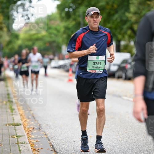 21.09.2025 - PSD Bank Halbmarathon Dr. Thomas Lammeyer http://msf.ph/oto/8936604 21.09.2025 11:02:50 Laufen 3751, 2377 meine-sportfotos.de