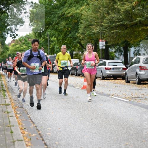 21.09.2025 - PSD Bank Halbmarathon Dr. Thomas Lammeyer http://msf.ph/oto/8936818 21.09.2025 11:03:37 Laufen 3623, 33, 3537 meine-sportfotos.de