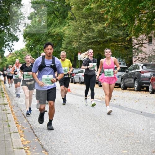 21.09.2025 - PSD Bank Halbmarathon Dr. Thomas Lammeyer http://msf.ph/oto/8936832 21.09.2025 11:03:40 Laufen 3537, 623, 3377, 3676, 4915 meine-sportfotos.de