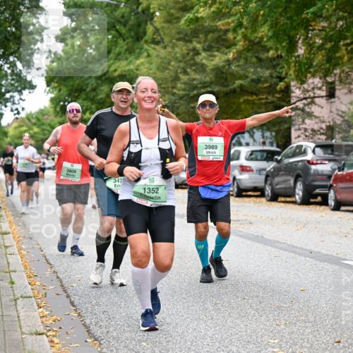21.09.2025 - PSD Bank Halbmarathon Dr. Thomas Lammeyer http://msf.ph/oto/8936868 21.09.2025 11:03:46 Laufen 3808, 347, 1352, 5, 3989, 4925 meine-sportfotos.de