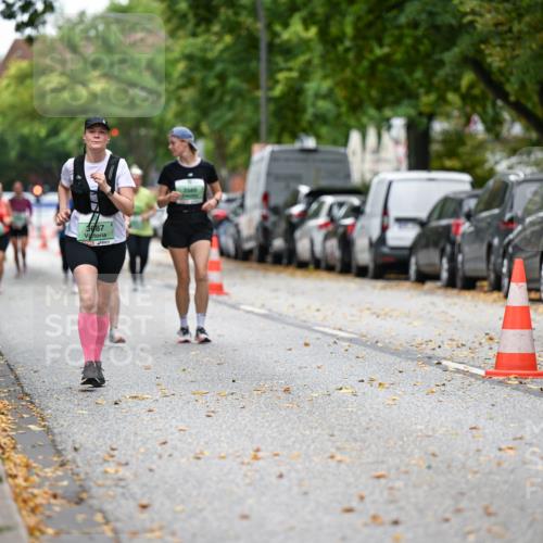21.09.2025 - PSD Bank Halbmarathon Dr. Thomas Lammeyer http://msf.ph/oto/8937368 21.09.2025 11:06:27 Laufen 3687, 3589, 2 meine-sportfotos.de