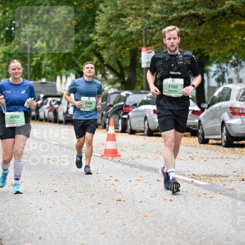 21.09.2025 - PSD Bank Halbmarathon Dr. Thomas Lammeyer http://msf.ph/oto/8937516 21.09.2025 11:06:55 Laufen 3635, 4060, 3566, 1101 meine-sportfotos.de