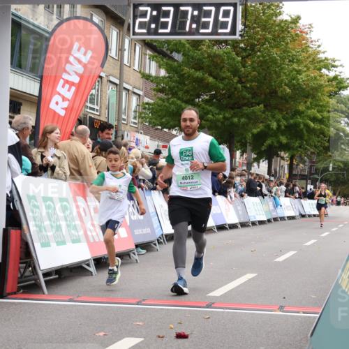 21.09.2025 - PSD Bank Halbmarathon Strokosch-Dieckow http://msf.ph/oto/8937913 21.09.2025 12:37:03 Ziel 3035, 3125, 4012 meine-sportfotos.de