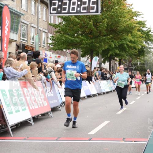 21.09.2025 - PSD Bank Halbmarathon Strokosch-Dieckow http://msf.ph/oto/8937931 21.09.2025 12:37:49 Ziel 3398, 3832 meine-sportfotos.de