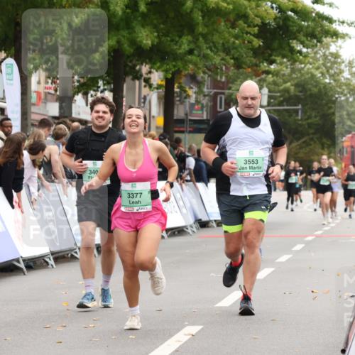 21.09.2025 - PSD Bank Halbmarathon Strokosch-Dieckow http://msf.ph/oto/8937942 21.09.2025 12:37:54 Ziel 3377, 3398, 3405, 3553, 3832 meine-sportfotos.de