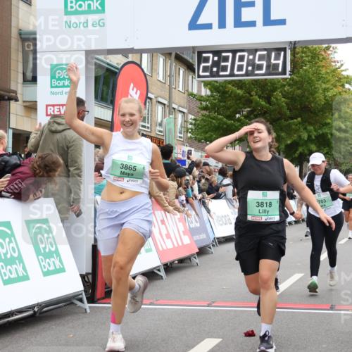 21.09.2025 - PSD Bank Halbmarathon Strokosch-Dieckow http://msf.ph/oto/8937968 21.09.2025 12:38:18 Ziel 3233, 3487, 3543, 3703, 3799, 3818, 3865, 3905 meine-sportfotos.de