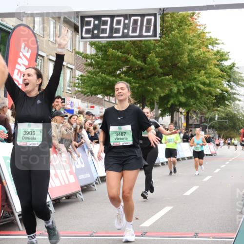21.09.2025 - PSD Bank Halbmarathon Strokosch-Dieckow http://msf.ph/oto/8937976 21.09.2025 12:38:23 Ziel 1156, 3487, 3543, 3703, 3799, 3818, 3865, 3905 meine-sportfotos.de