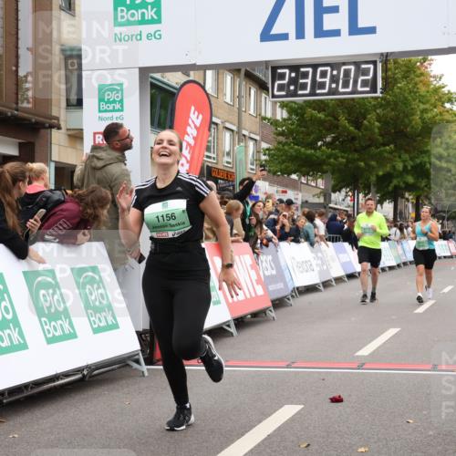 21.09.2025 - PSD Bank Halbmarathon Strokosch-Dieckow http://msf.ph/oto/8937982 21.09.2025 12:38:26 Ziel 1156, 3211, 3212, 3487, 3543, 3703, 3799, 3905 meine-sportfotos.de