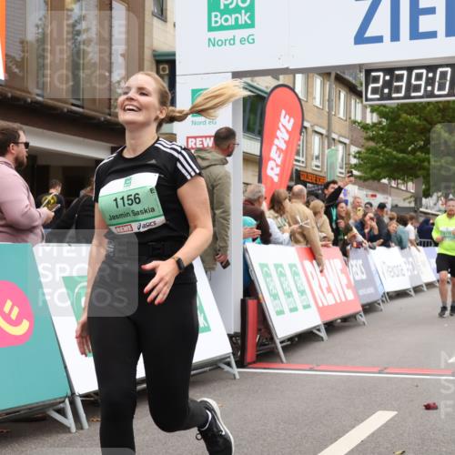21.09.2025 - PSD Bank Halbmarathon Strokosch-Dieckow http://msf.ph/oto/8937984 21.09.2025 12:38:27 Ziel 1156, 3211, 3212, 3487, 3799, 3905 meine-sportfotos.de