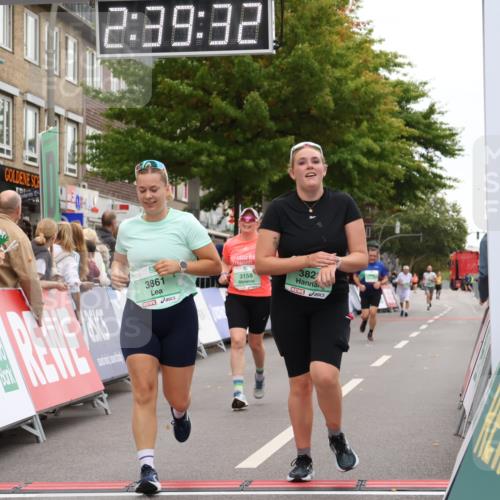 21.09.2025 - PSD Bank Halbmarathon Strokosch-Dieckow http://msf.ph/oto/8937992 21.09.2025 12:38:56 Ziel 3158, 3821, 3861 meine-sportfotos.de