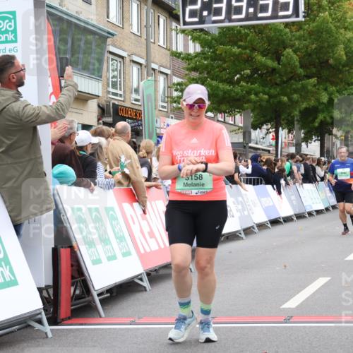 21.09.2025 - PSD Bank Halbmarathon Strokosch-Dieckow http://msf.ph/oto/8937999 21.09.2025 12:38:58 Ziel 3158, 3197, 3821, 3861 meine-sportfotos.de