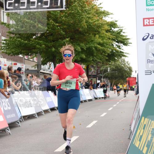 21.09.2025 - PSD Bank Halbmarathon Strokosch-Dieckow http://msf.ph/oto/8938022 21.09.2025 12:39:15 Ziel 3238, 3280, 3365 meine-sportfotos.de