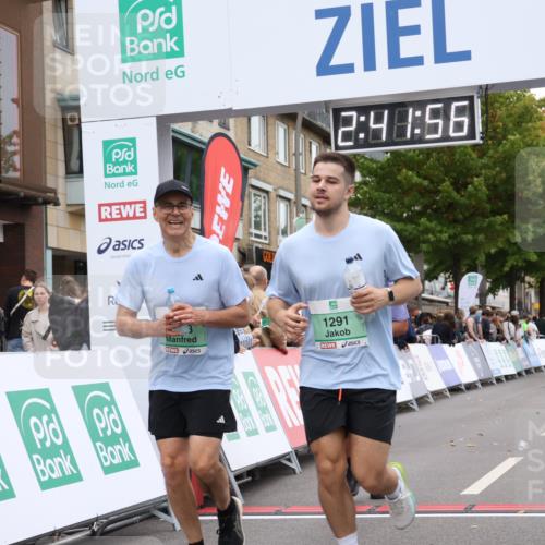 21.09.2025 - PSD Bank Halbmarathon Strokosch-Dieckow http://msf.ph/oto/8938122 21.09.2025 12:41:20 Ziel 1291, 1293, 3459, 3676 meine-sportfotos.de