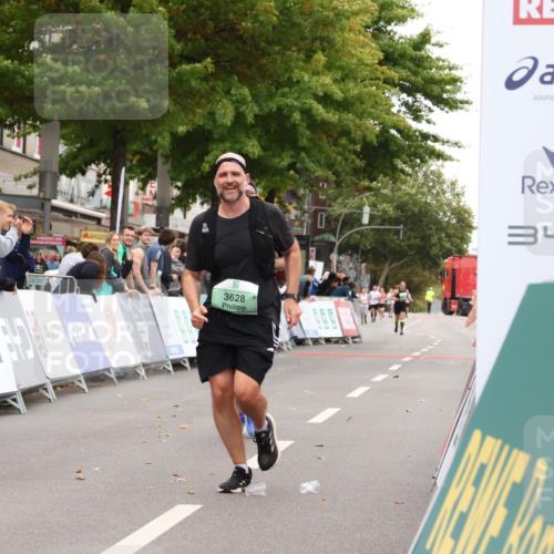 21.09.2025 - PSD Bank Halbmarathon Strokosch-Dieckow http://msf.ph/oto/8938132 21.09.2025 12:41:41 Ziel 1352, 1497, 3628 meine-sportfotos.de