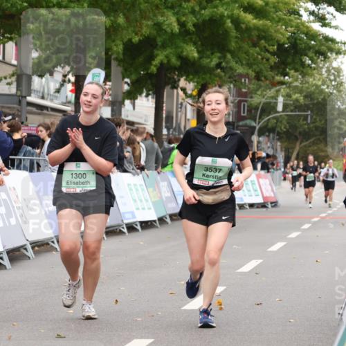 21.09.2025 - PSD Bank Halbmarathon Strokosch-Dieckow http://msf.ph/oto/8938178 21.09.2025 12:42:43 Ziel 1300, 3241, 3381, 3495, 3537, 3702 meine-sportfotos.de