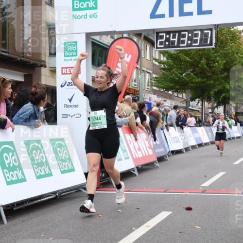 21.09.2025 - PSD Bank Halbmarathon Strokosch-Dieckow http://msf.ph/oto/8938187 21.09.2025 12:43:01 Ziel 1744, 3591 meine-sportfotos.de