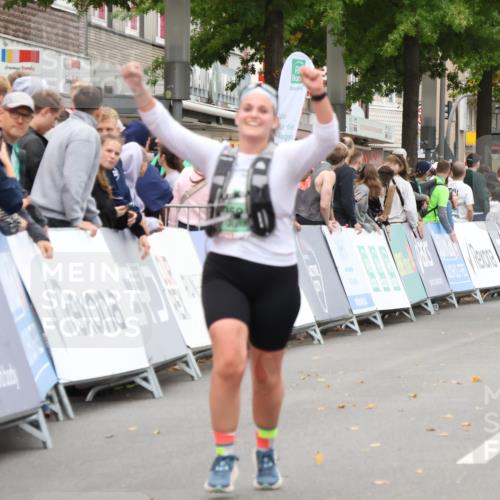 21.09.2025 - PSD Bank Halbmarathon Strokosch-Dieckow http://msf.ph/oto/8938189 21.09.2025 12:43:03 Ziel 1744, 3591 meine-sportfotos.de