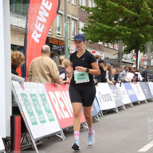 21.09.2025 - PSD Bank Halbmarathon Strokosch-Dieckow http://msf.ph/oto/8938355 21.09.2025 12:48:07 Ziel 1280, 1974 meine-sportfotos.de