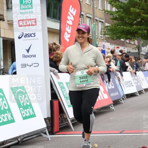 21.09.2025 - PSD Bank Halbmarathon Strokosch-Dieckow http://msf.ph/oto/8938379 21.09.2025 12:49:10 Ziel 3452, 3608, 3707 meine-sportfotos.de