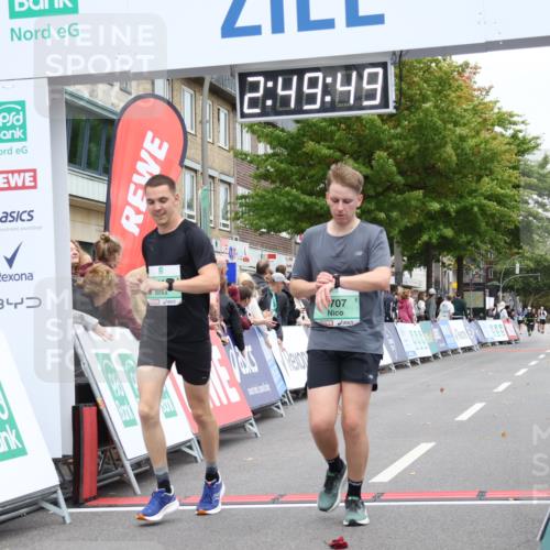 21.09.2025 - PSD Bank Halbmarathon Strokosch-Dieckow http://msf.ph/oto/8938384 21.09.2025 12:49:13 Ziel 3452, 3608, 3707 meine-sportfotos.de