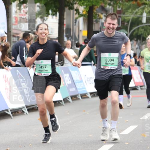 21.09.2025 - PSD Bank Halbmarathon Strokosch-Dieckow http://msf.ph/oto/8938500 21.09.2025 12:53:03 Ziel 3384, 3427, 3687 meine-sportfotos.de