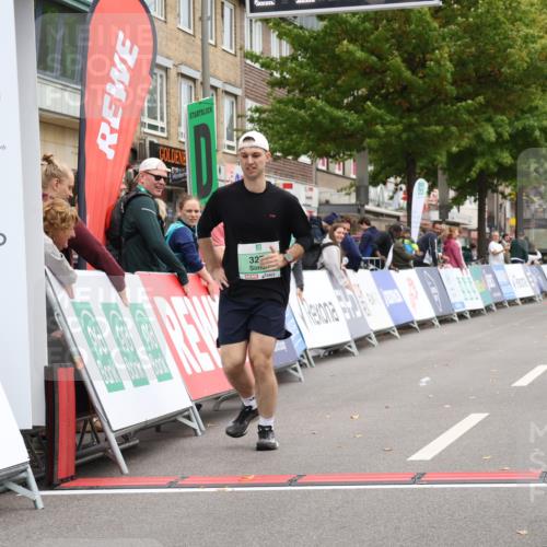 21.09.2025 - PSD Bank Halbmarathon Strokosch-Dieckow http://msf.ph/oto/8938524 21.09.2025 12:53:27 Ziel 3271 meine-sportfotos.de