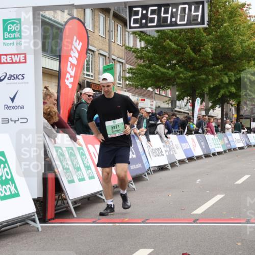21.09.2025 - PSD Bank Halbmarathon Strokosch-Dieckow http://msf.ph/oto/8938525 21.09.2025 12:53:27 Ziel 3271 meine-sportfotos.de