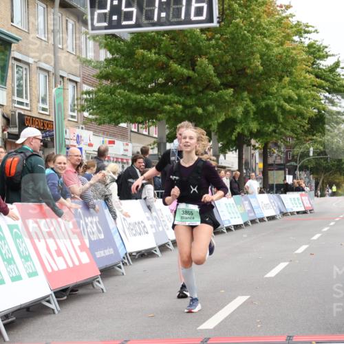 21.09.2025 - PSD Bank Halbmarathon Strokosch-Dieckow http://msf.ph/oto/8938609 21.09.2025 12:56:40 Ziel 3833, 3855 meine-sportfotos.de