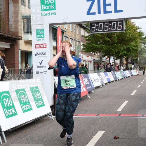 21.09.2025 - PSD Bank Halbmarathon Strokosch-Dieckow http://msf.ph/oto/8938700 21.09.2025 13:04:30 Ziel 3875 meine-sportfotos.de