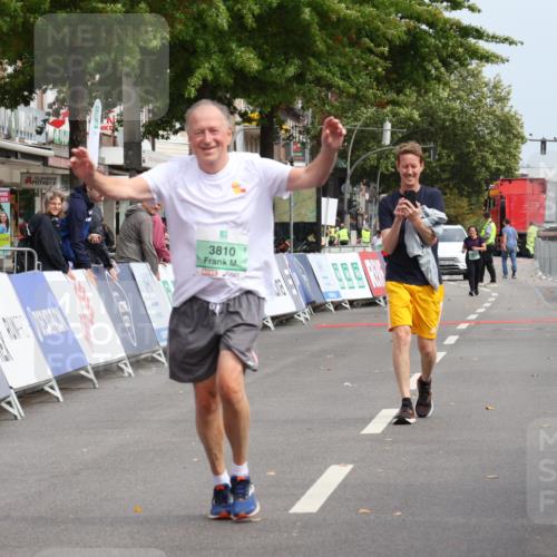 21.09.2025 - PSD Bank Halbmarathon Strokosch-Dieckow http://msf.ph/oto/8938751 21.09.2025 13:07:07 Ziel 3810, 3991 meine-sportfotos.de