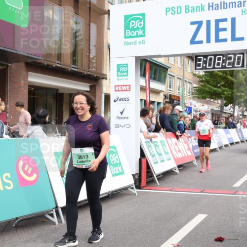 21.09.2025 - PSD Bank Halbmarathon Strokosch-Dieckow http://msf.ph/oto/8938771 21.09.2025 13:07:43 Ziel 3613, 3841 meine-sportfotos.de